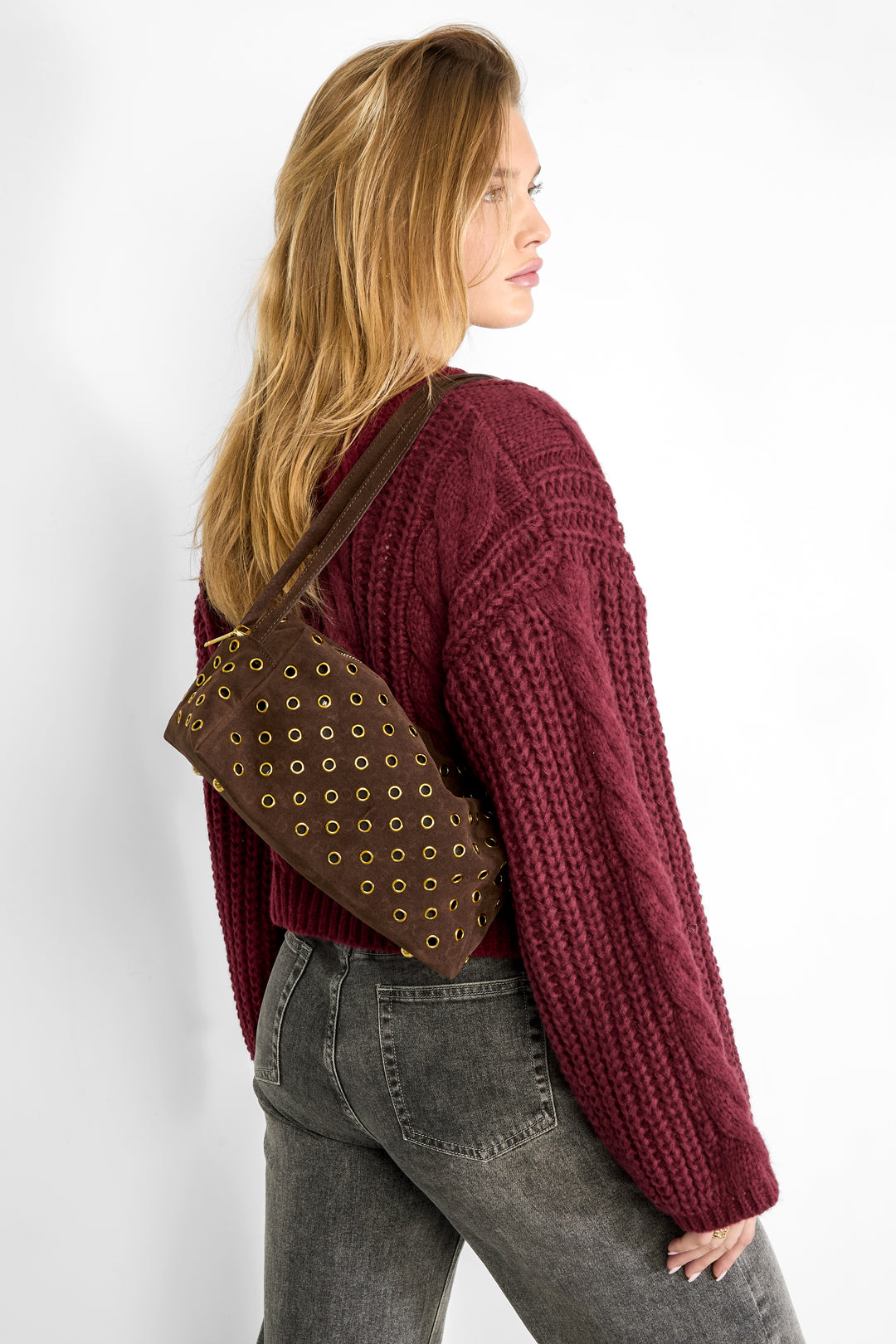 Brown Nora shoulder bag with a smooth slouchy silhouette styled in an everyday look from Sorea Fashion.
